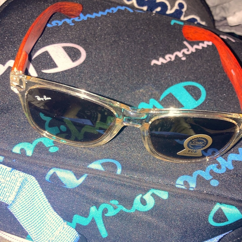 Ray-Ban wood arms!